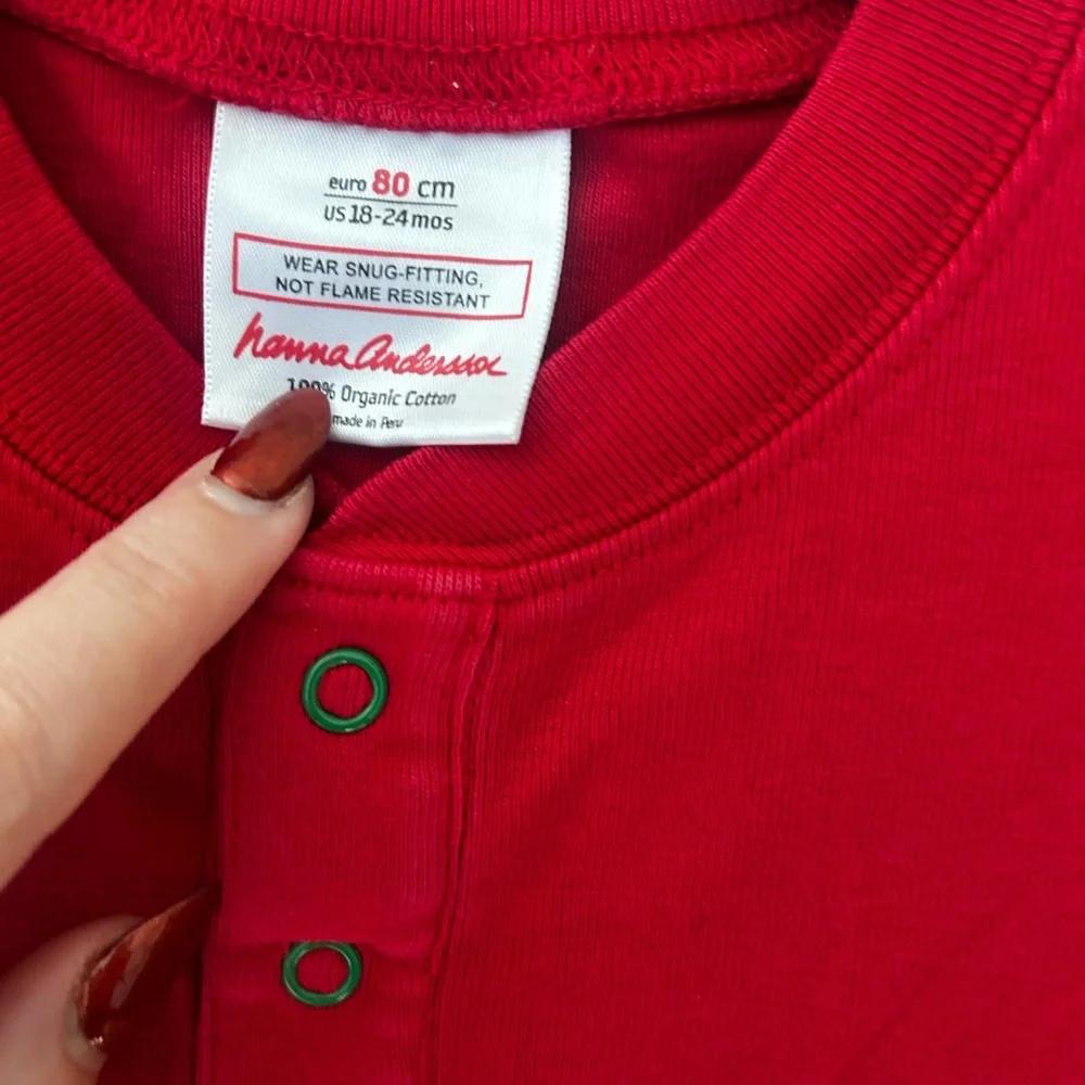 Hanna Andersson 18 24 Months Festive Red Pajamas with Santa Accents Bodysuit